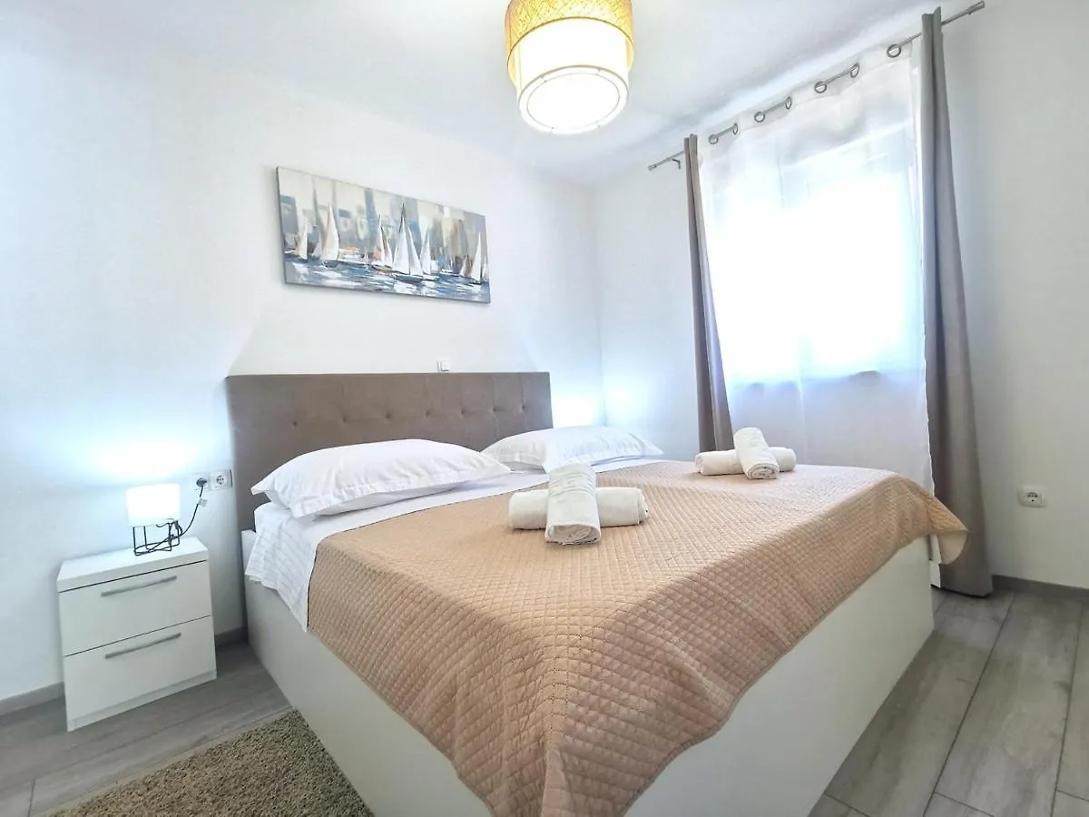 Seka Apartments With A Pool Kastela 0*,  Croatia